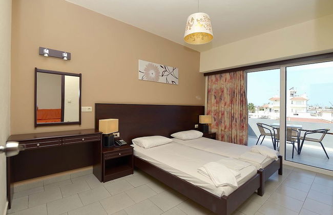 Ialysos City Hotel - Photo 13