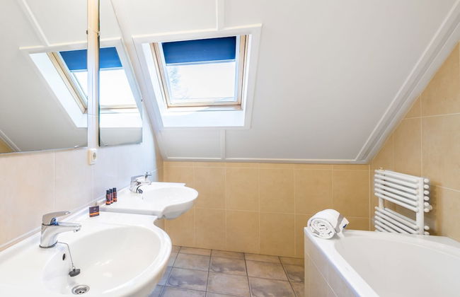 Luxurious Villa in Weert for 24 Persons - Photo 14