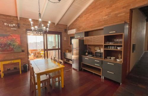 Casa com Vista, Lareira e Churrasqueira na Serra - Foto 9