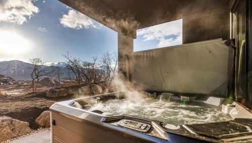 Mountain House PC, Snowy Lake Views Private Hot Tub, New Build, Jordanelle Lake! - Photo 5