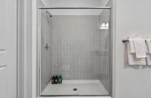 Cozy 2 BR Apt |King Bed |Pool |Gym| Close to Mayo - Foto 19