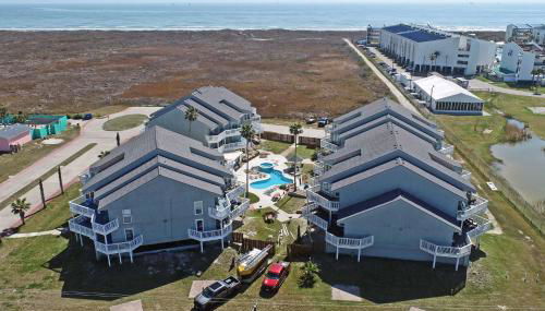 Oceanfront Texas Condo with Pool Pets Stay Free - Foto 3