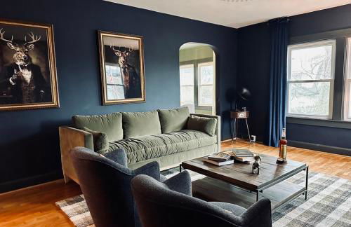 Stylish 3BR with Patio Walk to State Capitol - Foto 15