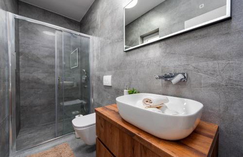 Villa Katarina with pool and jacuzzi - Foto 78