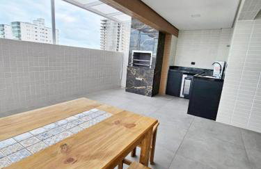 Apto com lazer completo, piscina, ar, mercadinho e pet friendly a 1 min da praia - Photo 17