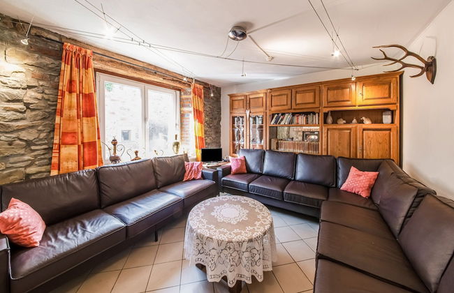 Forestside Escape for 15 Guests - Photo 20