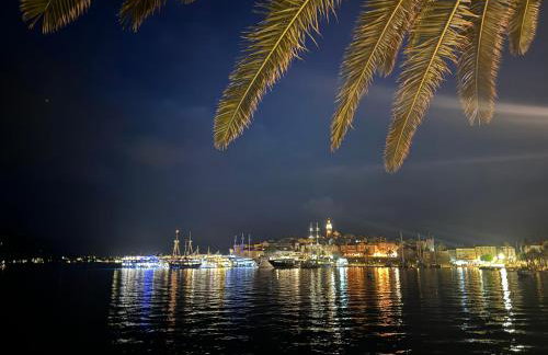 Modern Urban Oasis - Korčula - Photo 51