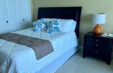 Castle beach studio,tennis court and swimming pool with beach access - Foto 7