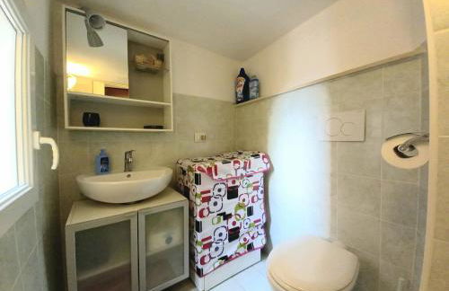 Bilocale in centro con vista mare - Foto 21