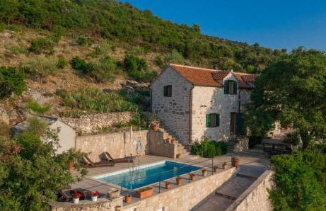 Stone Dalmatian House Modern, Stylish with Pool - Foto 24