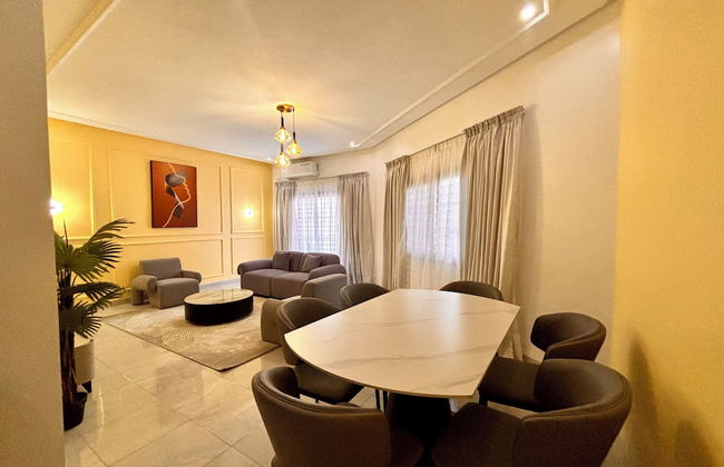 Lighthouse Signature Suites - Photo 72