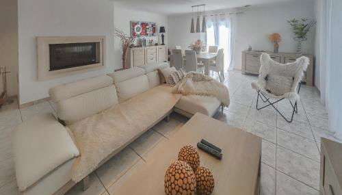 Nice Home In Cessenon Sur Orb - Flh677 - Photo 4