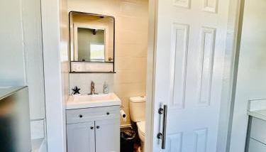 Cottage 33, Pineapple Place - Dora Canal Court - a downtown, waterfront community - Foto 3