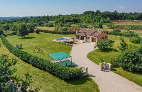 Vila Elida - Photo 1