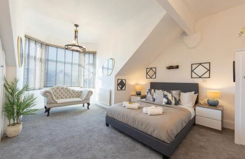 Richmond Retreat - Luxurious and comfortable spacious 2 floor apartment - Foto 1