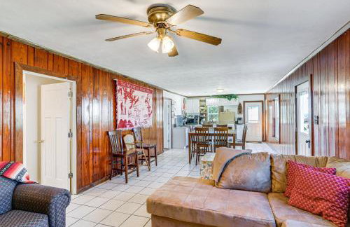 Arkansas Cabin with Deck Less Than 1 Mi to Norfork Lake - Foto 6