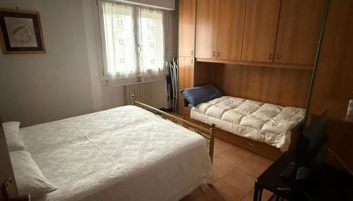 Sirmione bliss Your residence with pool, next to Terme Virgilio - Foto 3, wardrobe