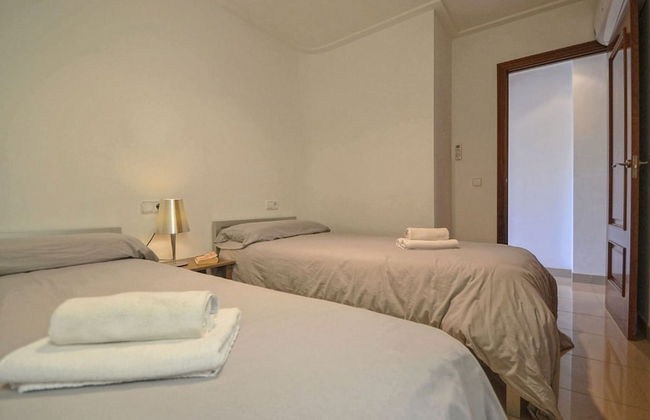 Modern Apartment in Can Picafort Nice View of the Harbor, Near the Beach - Foto 3