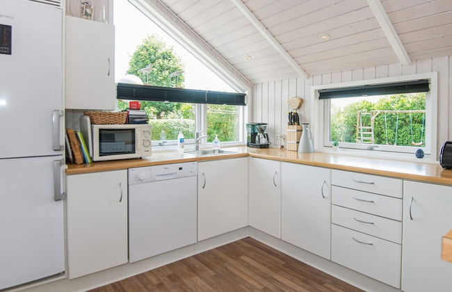 6 Person Holiday Home in Bjert - Foto 14