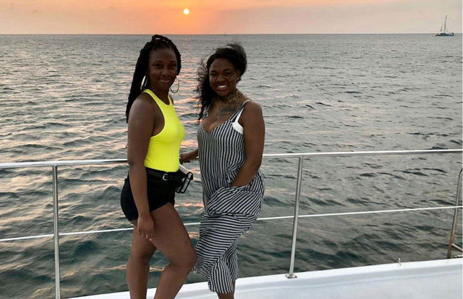 Paseo en catamarán por Aruba al atardecer - Foto 6