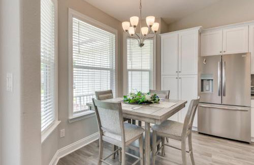Modern Family Home w/ Spacious Yard in Milton - Foto 7