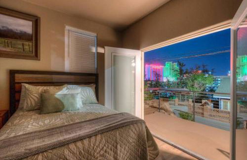 Stunning View! UNR-Groups-Deck-Reno-Minerva House - Foto 25