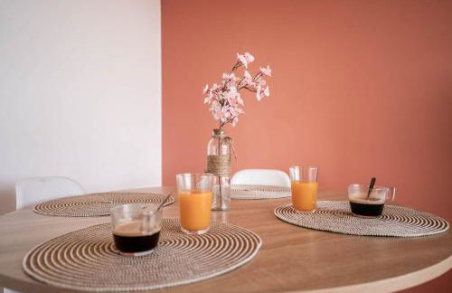 Le Jean Moulin T2 air-conditioned private parking balcony - Foto 20