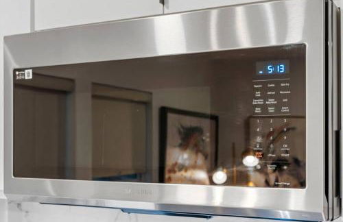 Prime Location - Stylish 1BR Retreat in Bishop Arts - Foto 28