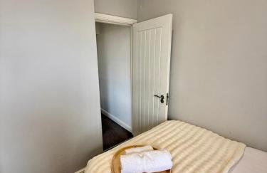 5 Bed 2 Shower Home - Foto 20