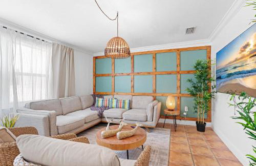 Casa Cabos - Fun in Miami - Pool BBQ - Fit 10 - Photo 1