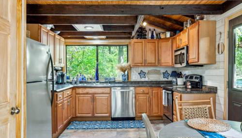 Aspen Lake Point Home - Photo 2, stove, dishwasher