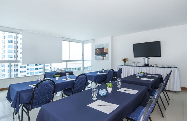 Travelers Suites Orange Cartagena - Photo 36