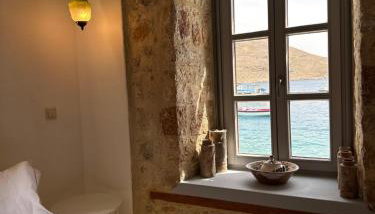 H-aris Seafront Mansion - Foto 3