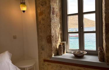 H-aris Seafront Mansion - Foto 3