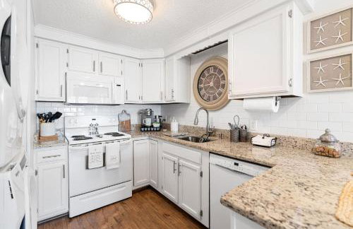 Ocean Block Condo 100 Steps From the Beach - Foto 10