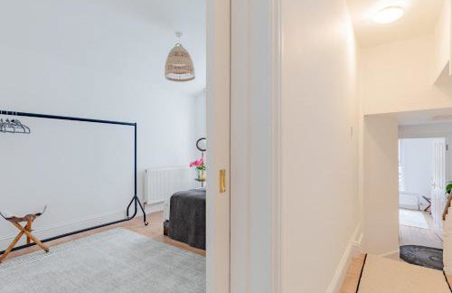 Luxuriously Curated 4BD Home Stoke Newington - Foto 56