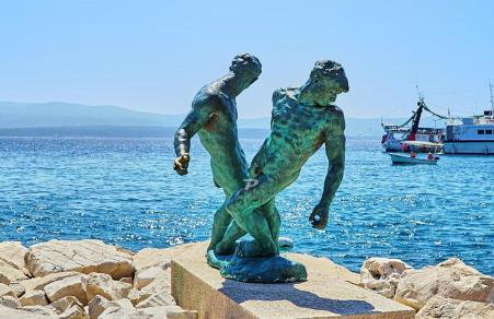 Obala 25, Bol - Photo 25