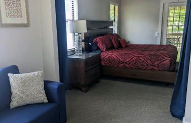 Lake ConRoy Estates - Unit A with Pool Access - Foto 13