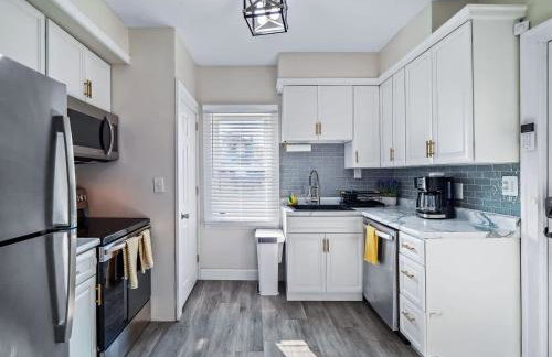 Spacious 4 Bedroom Sleeps 10 with Sauna and Hot Tub - Foto 4