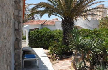 Villa at seafront with private garden-655 - Foto 22