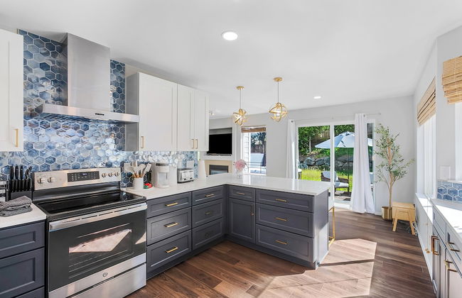 Goblin's D&D House Cinema Board Games - Photo 17