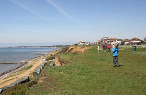 The Firs - Apartment next to Beach & Forest - Pets are free - Photo 6