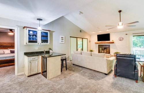 Marina Villa Condo at Lake Keowee with Fireplace - Foto 8