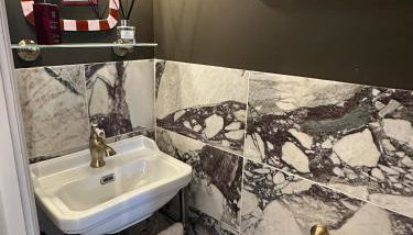 High spec 4 bed Victorian house - Photo 3