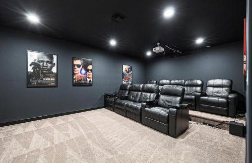 Luxury Estate, Sleeps 24, Sonoran by HomeStakes Stays - Foto 43