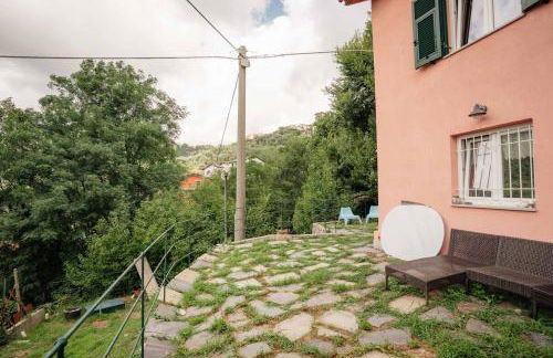 8 beds- surrounded by greenery with parking - Foto 23