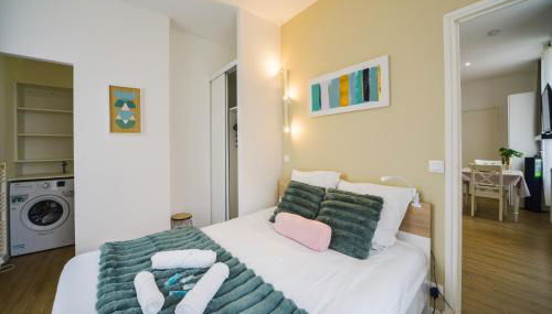 Les Carnaux- Parking - Terrasse - Foto 3, towels, wardrobe