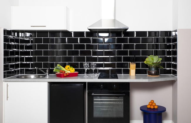 Bob W Commercial House - Photo 26