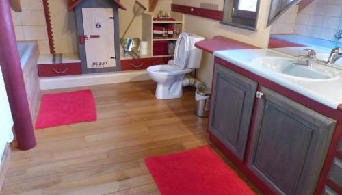 Chalet indépendant avec jardin et accès piscine près de St Pourçain - FR-1-489-151 - Foto 3