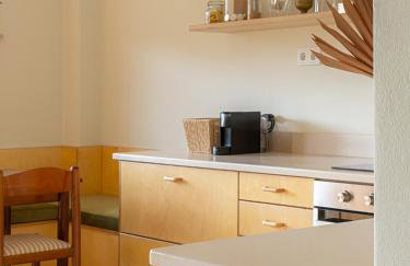 VYTINA LOFTS - Cozy 2-Level Loft Apartments with Fireplace & Mountain Views - Photo 20